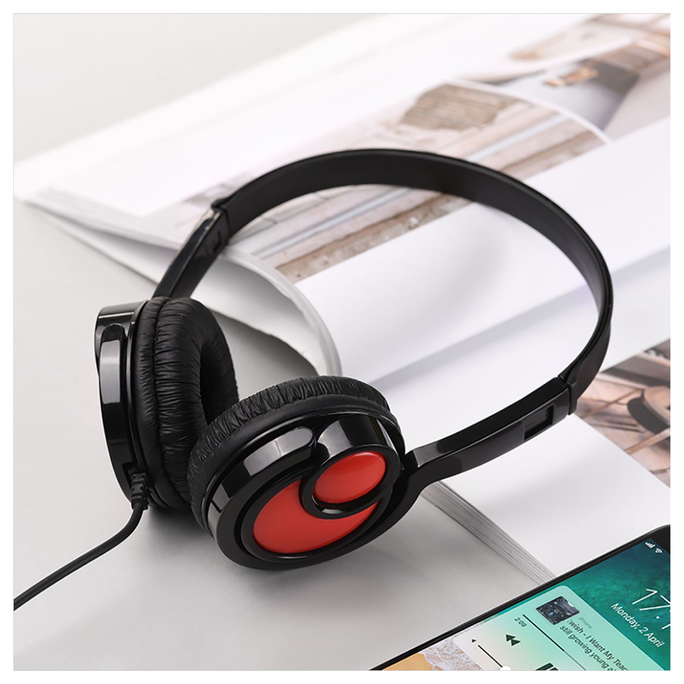 hoco. Slušalice sa mikrofonom, 3.5 mm, dužina kabela 1.5 met, crna - W17 Delightful Headphones MIC BK