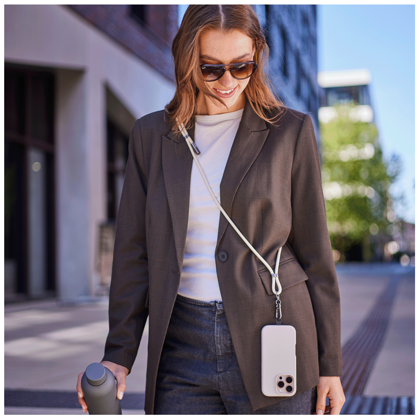 (Intenso) Vezica za mobitel i kabel za punjenje/podatkovni kabel - Cell Phone Charging Lanyard Beige