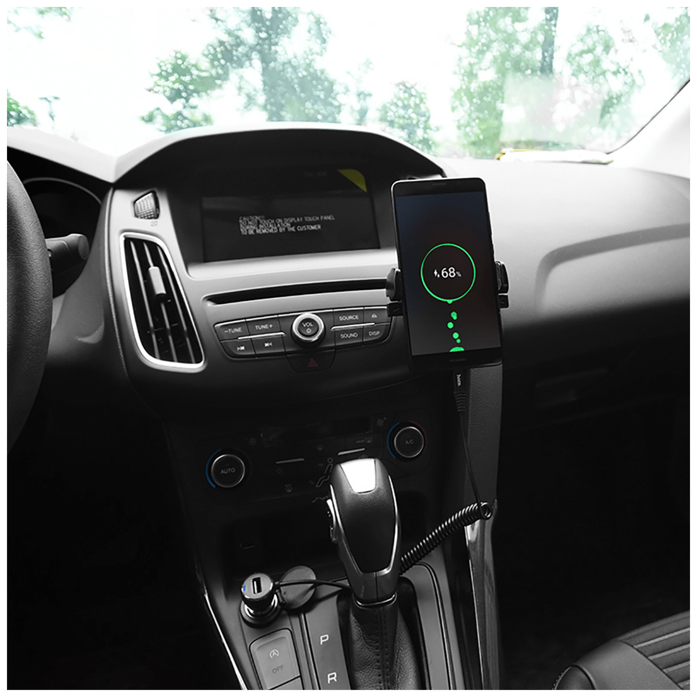 hoco. Auto punjač sa micro USB kabelom, 1 x USB,  2.4 A max. - Z21A Ascender single USB