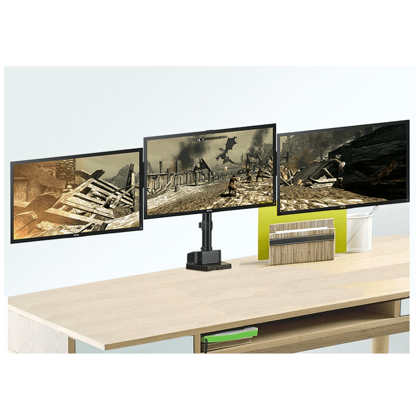 Maclean Stolni nosač za 3 LCD monitor, 17 "- 27", 2 x USB3.0 port - MC-811