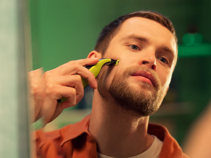 Philips brijač OneBlade 360 Face QP2734/23, do 60 min, IPX7