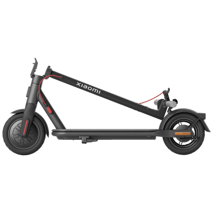 Xiaomi Električni Romobil , 8.5" točkovi, 25km/h, Domet do 20 km - Mi Electric Scooter 4 Lite