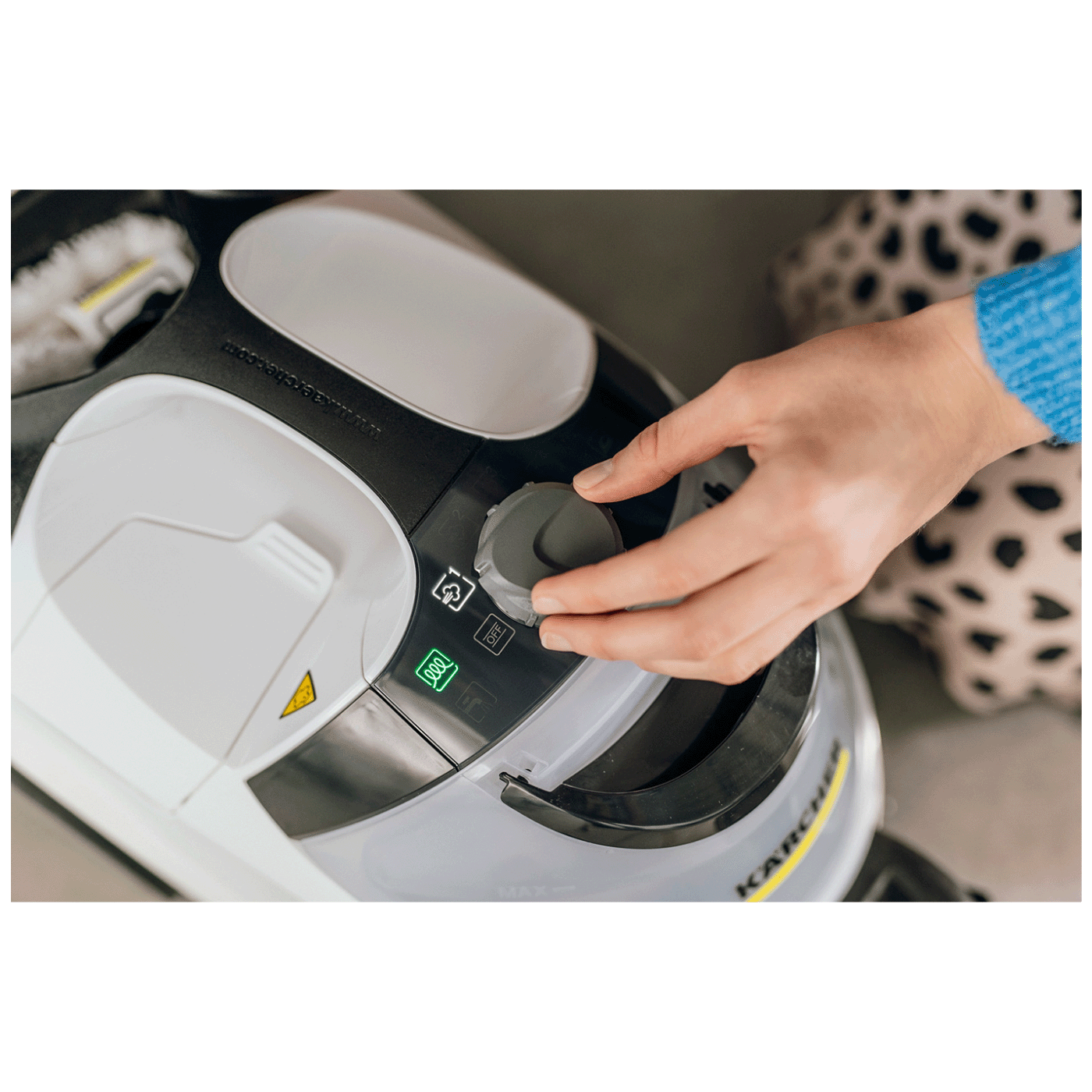 Karcher Parni čistač sa peglom pod pritiskom na paru, 2250W - SC 5 EasyFix Iron