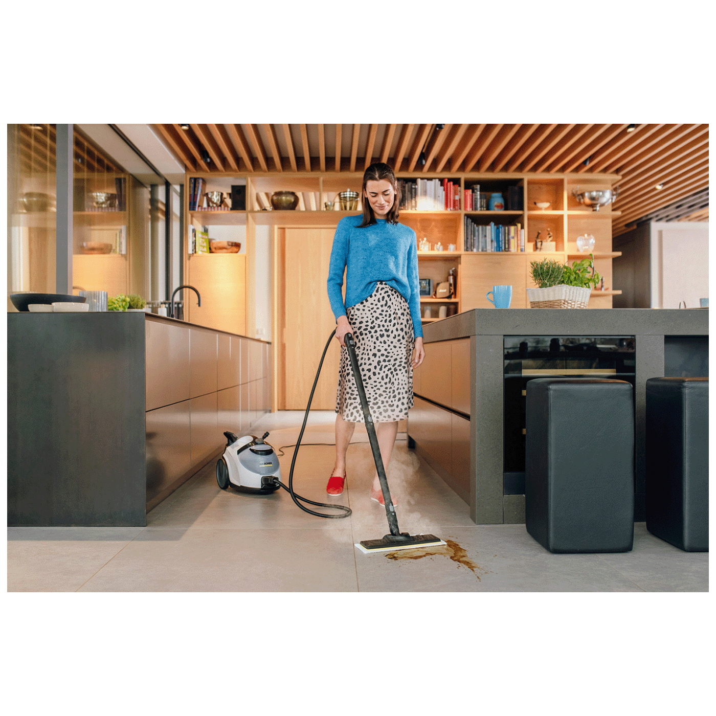 Karcher Parni čistač sa priključkom za peglu pod pritiskom, 2250W - SC 5 EasyFix Iron Plug