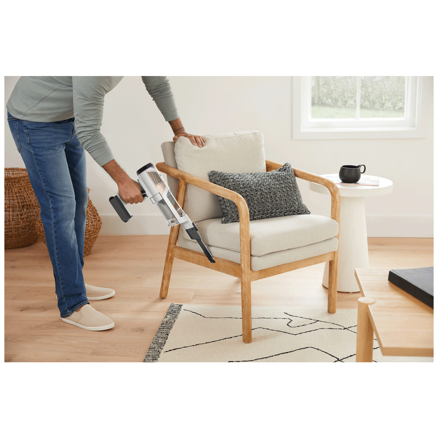 Shark Usisavač štapni, bežični, 2u1, 240W, Detect Pro - IW3611EU