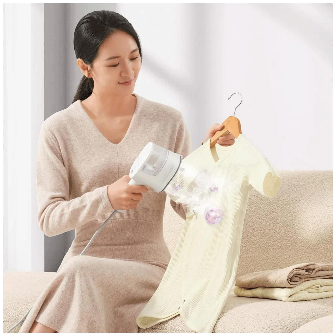 Xiaomi Pegla za vertikalno peglanje, 1200W - Handheld Steam Iron