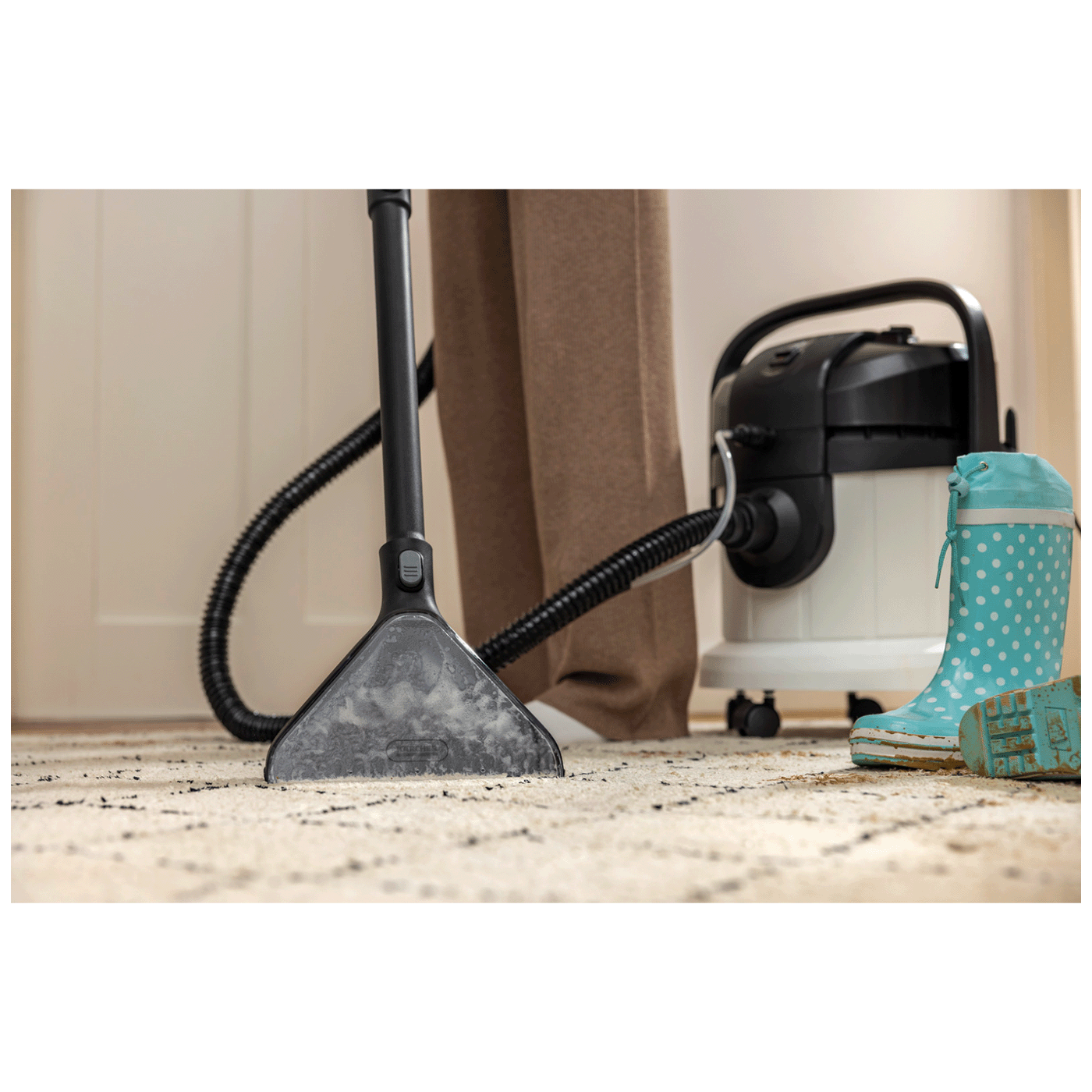 Karcher Usisavač za dubinsko pranje, 1000W - SE 4 Plus