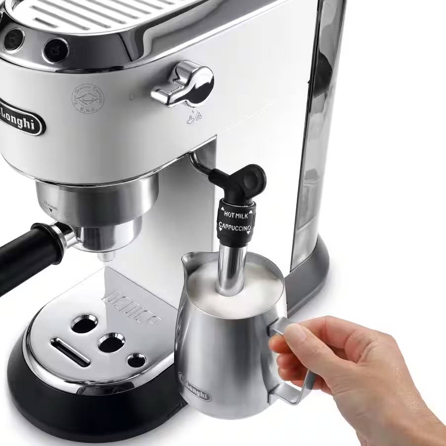 DeLonghi Dedica Style EC 685.W - Aparat za espresso bijeli