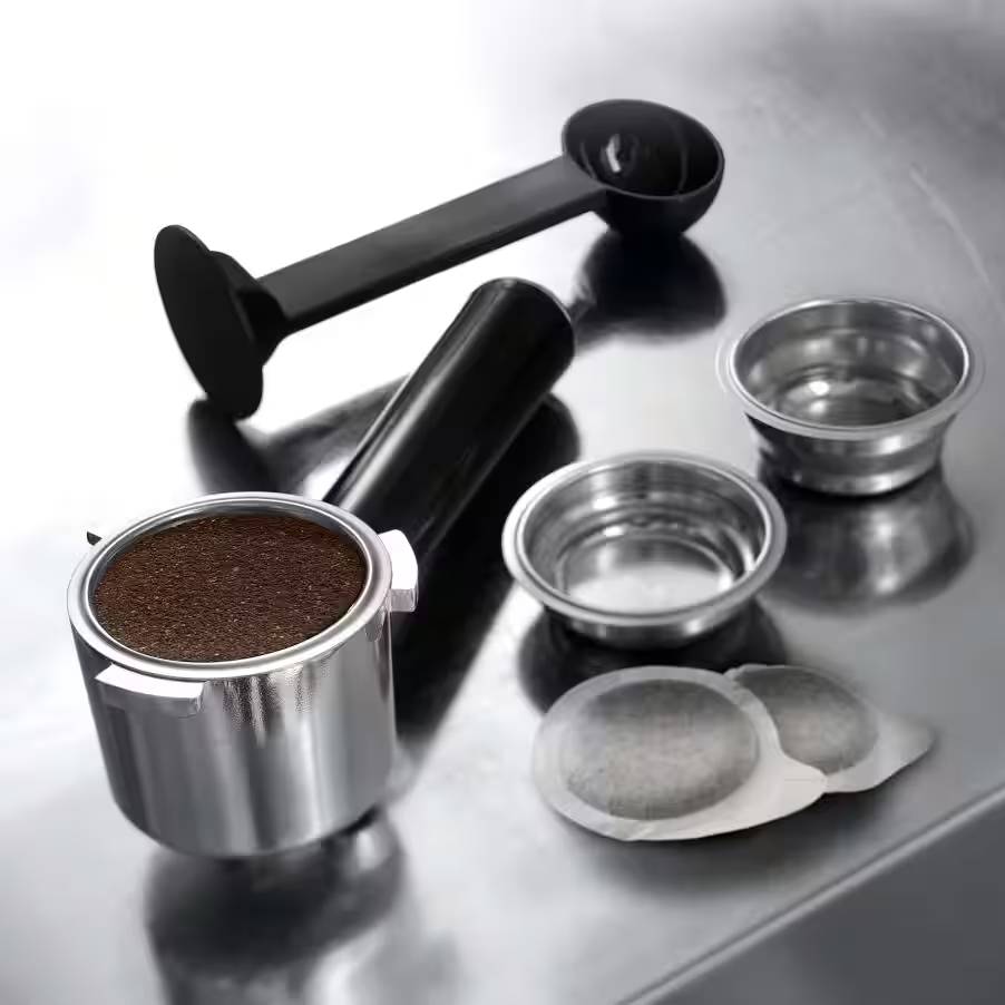 DeLonghi Dedica Style EC 685.W - Aparat za espresso bijeli